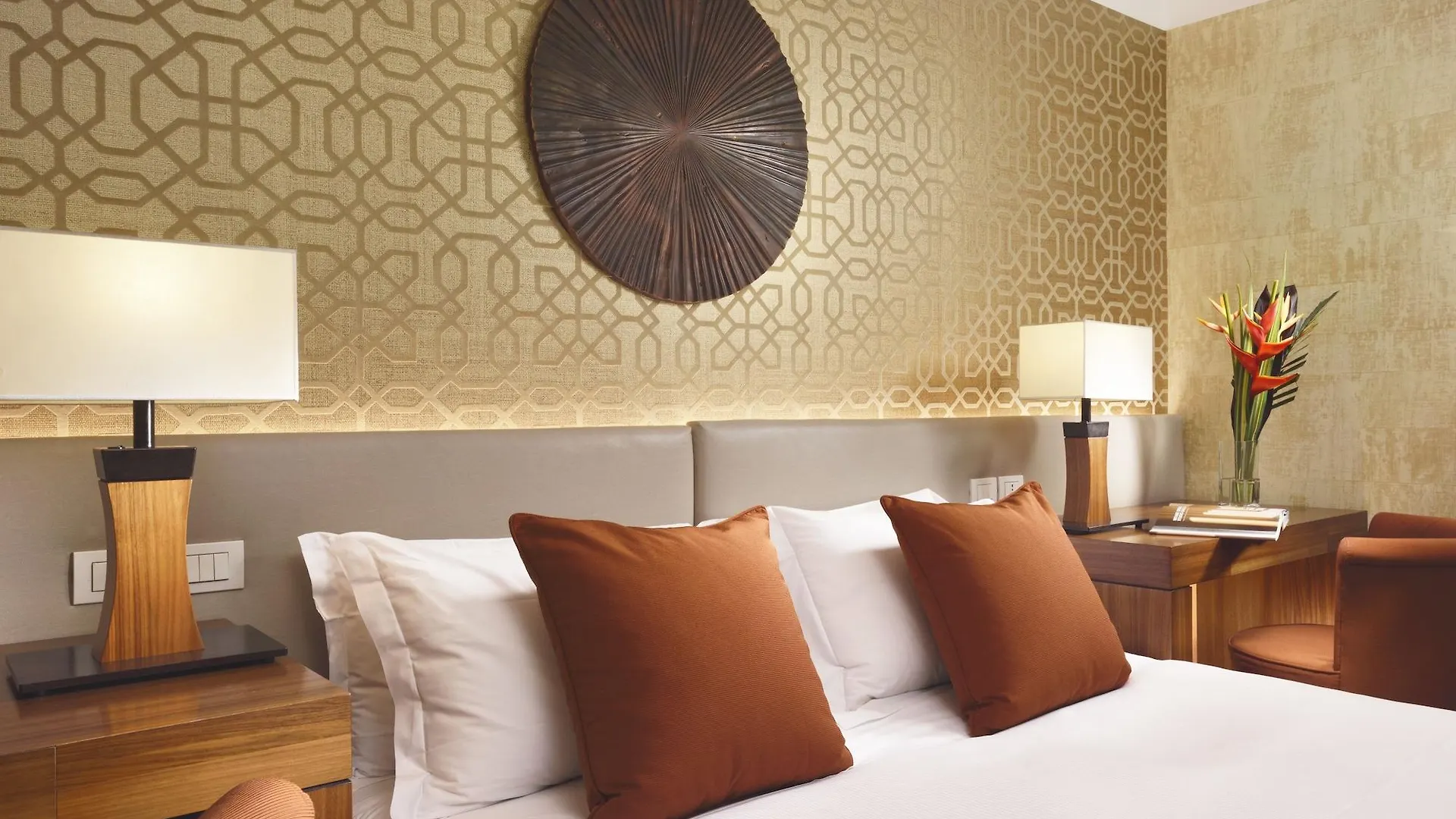 ****  Milan Suite Hotel Italia