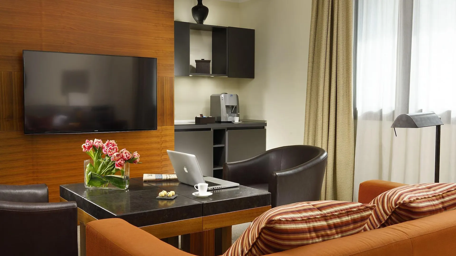 Milan Suite Hotel
