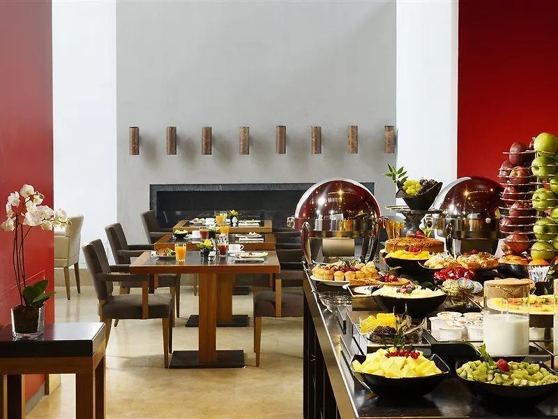 Milan Suite Hotel
