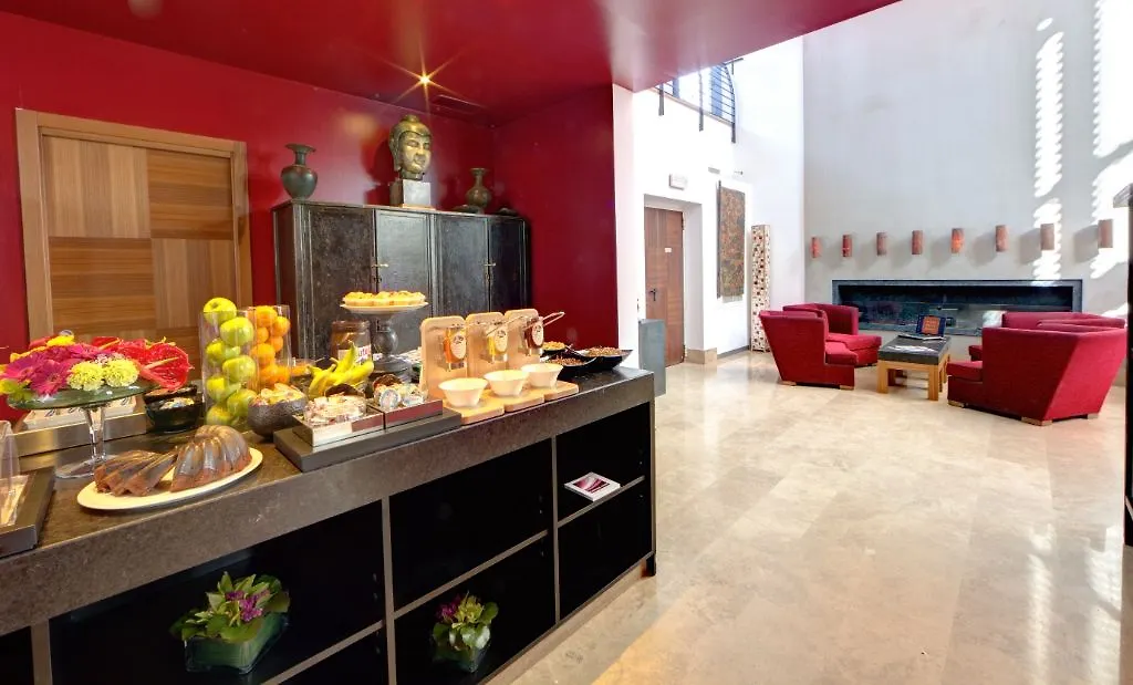 ****  Milan Suite Hotel Italy
