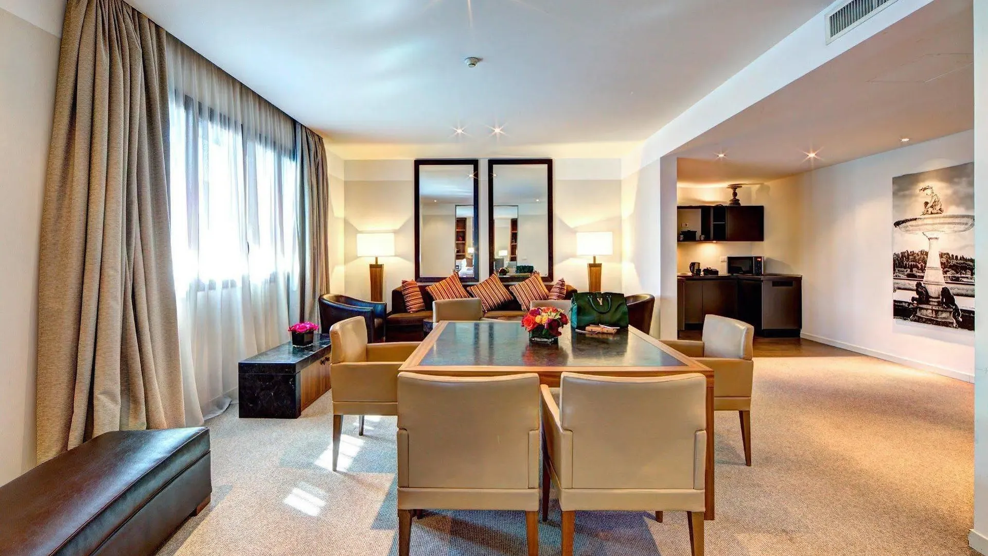 Milan Suite Hotel
